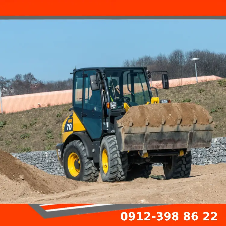 مینی لودر کوماتسو